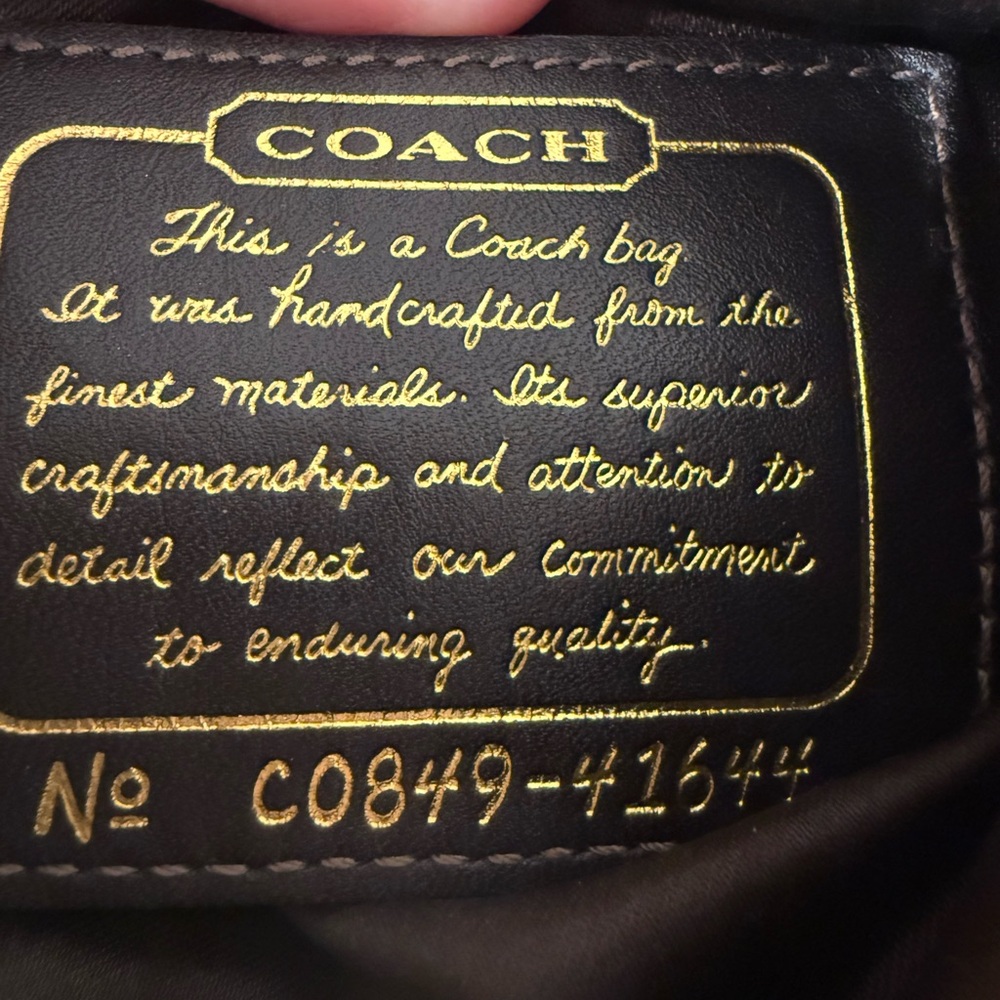 Coach Signature Large ‘C’ Logo Brown and Tan Crossbody Swingpack - Picture 9 of 9